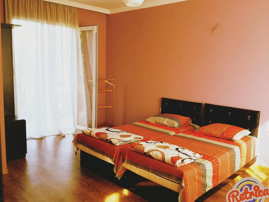 Maiko'S House Guest House Batumi